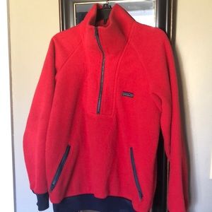 Red Patagonia pull over with half zip